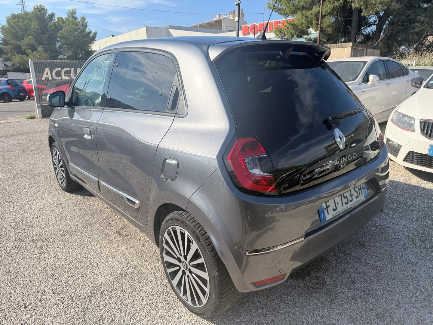 TWINGO III