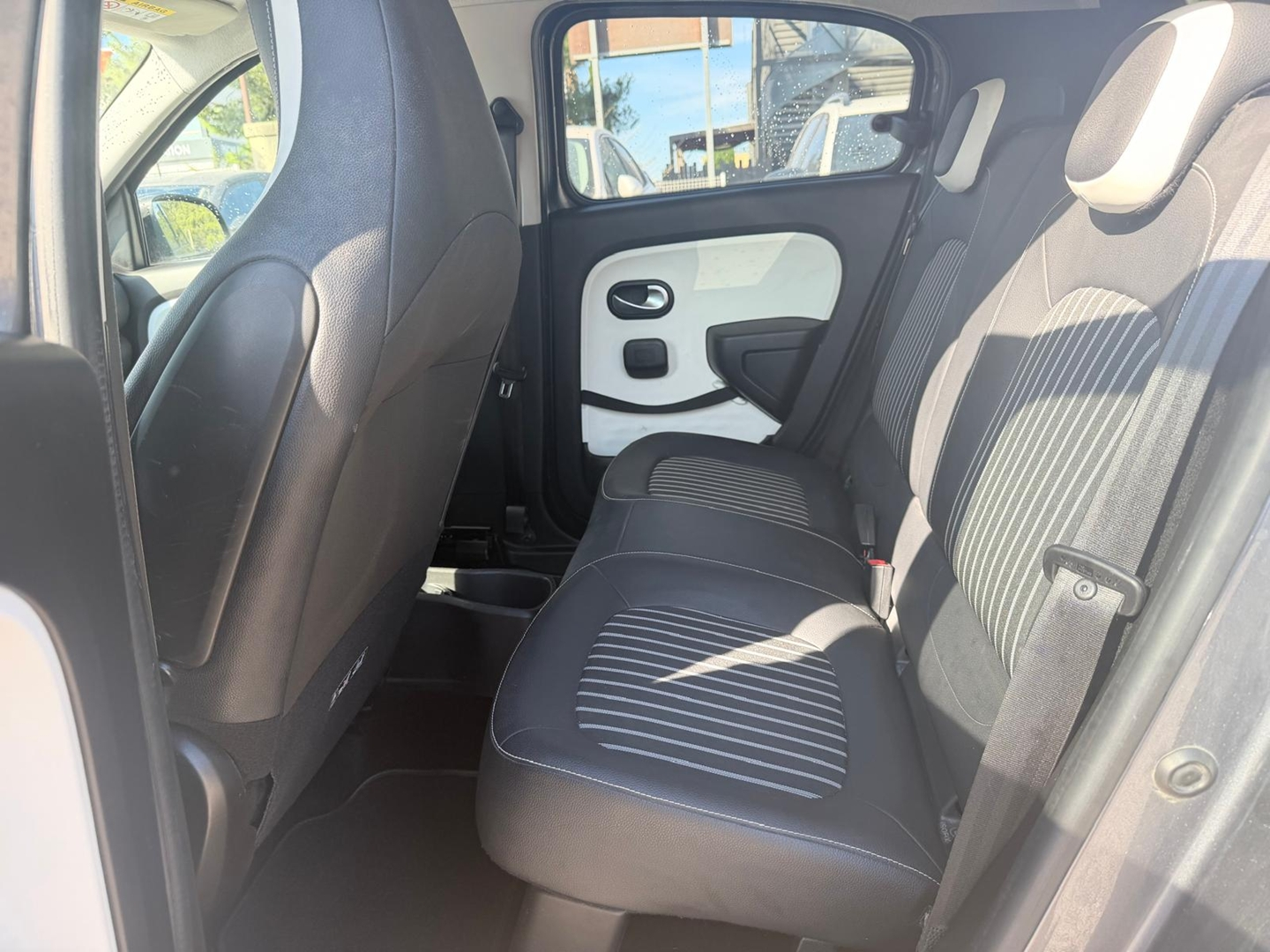 TWINGO III