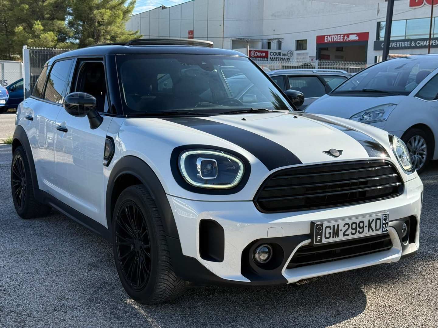 COUNTRYMAN