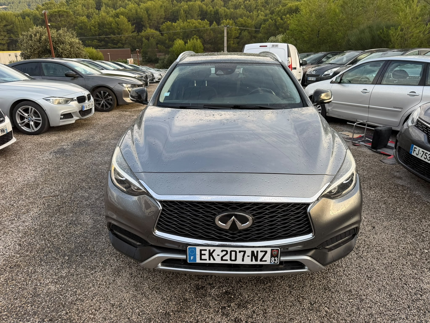 QX30