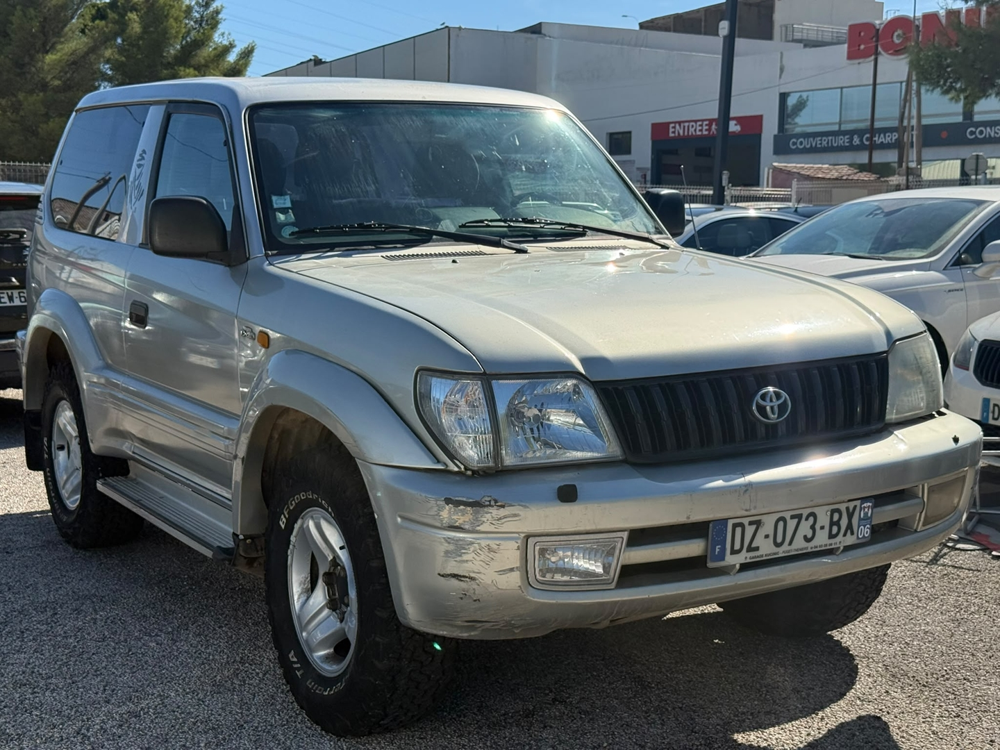 LAND CRUISER