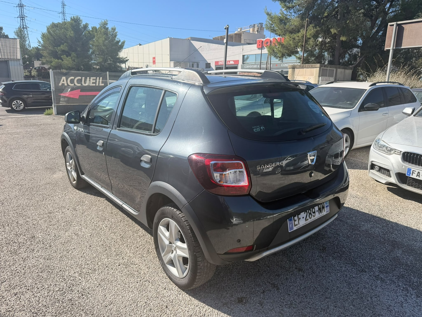 SANDERO