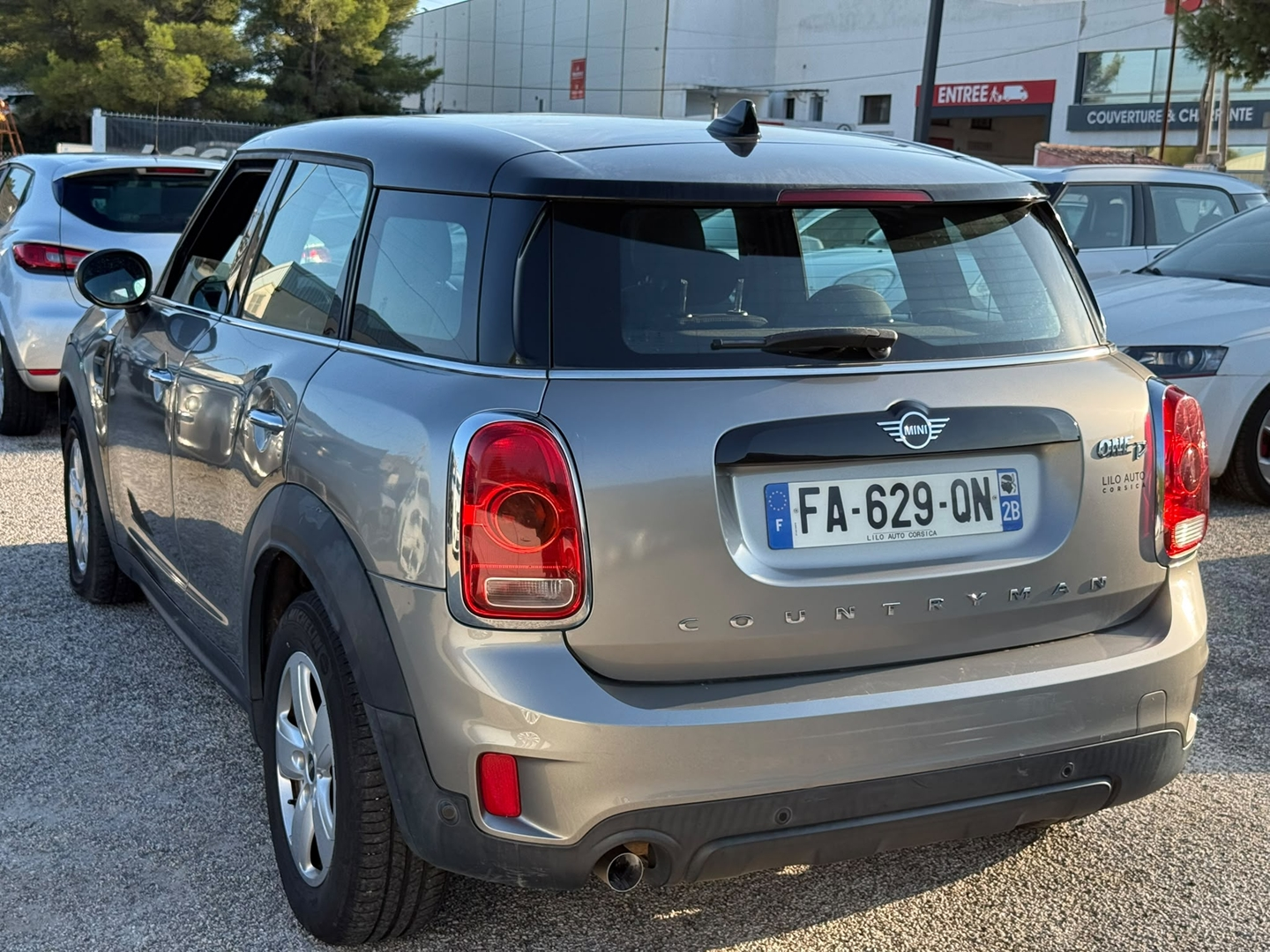 COUNTRYMAN