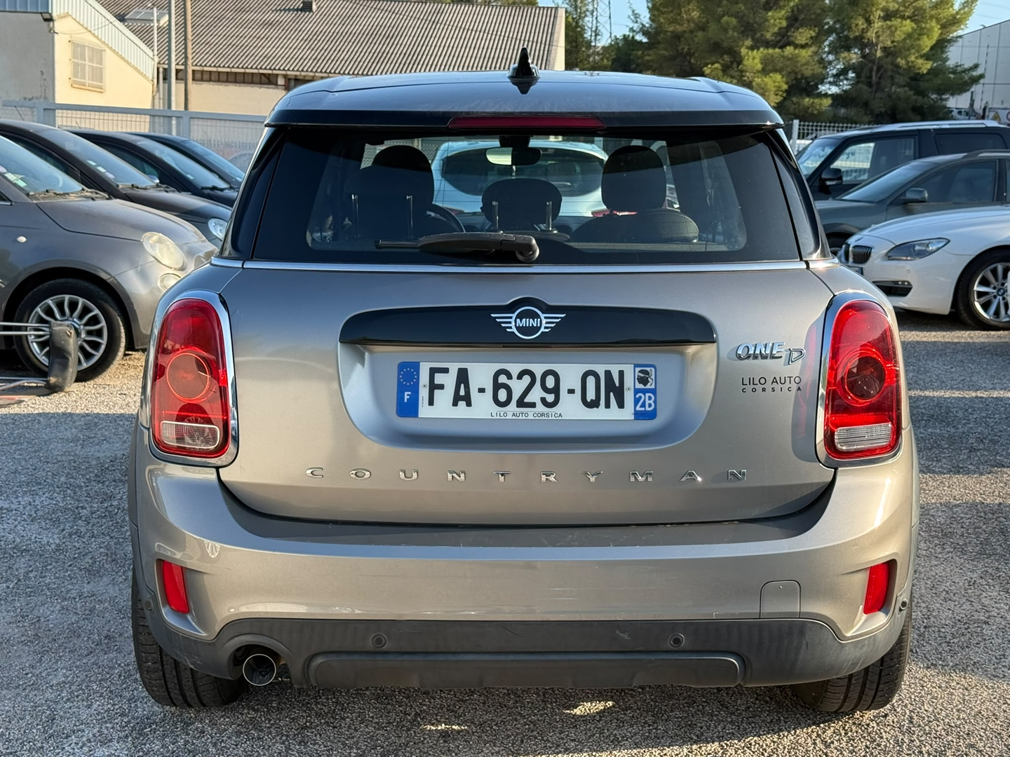 COUNTRYMAN