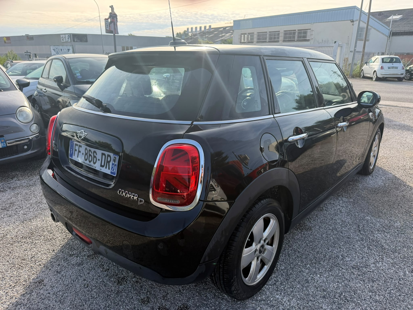 MINI 5 PORTES