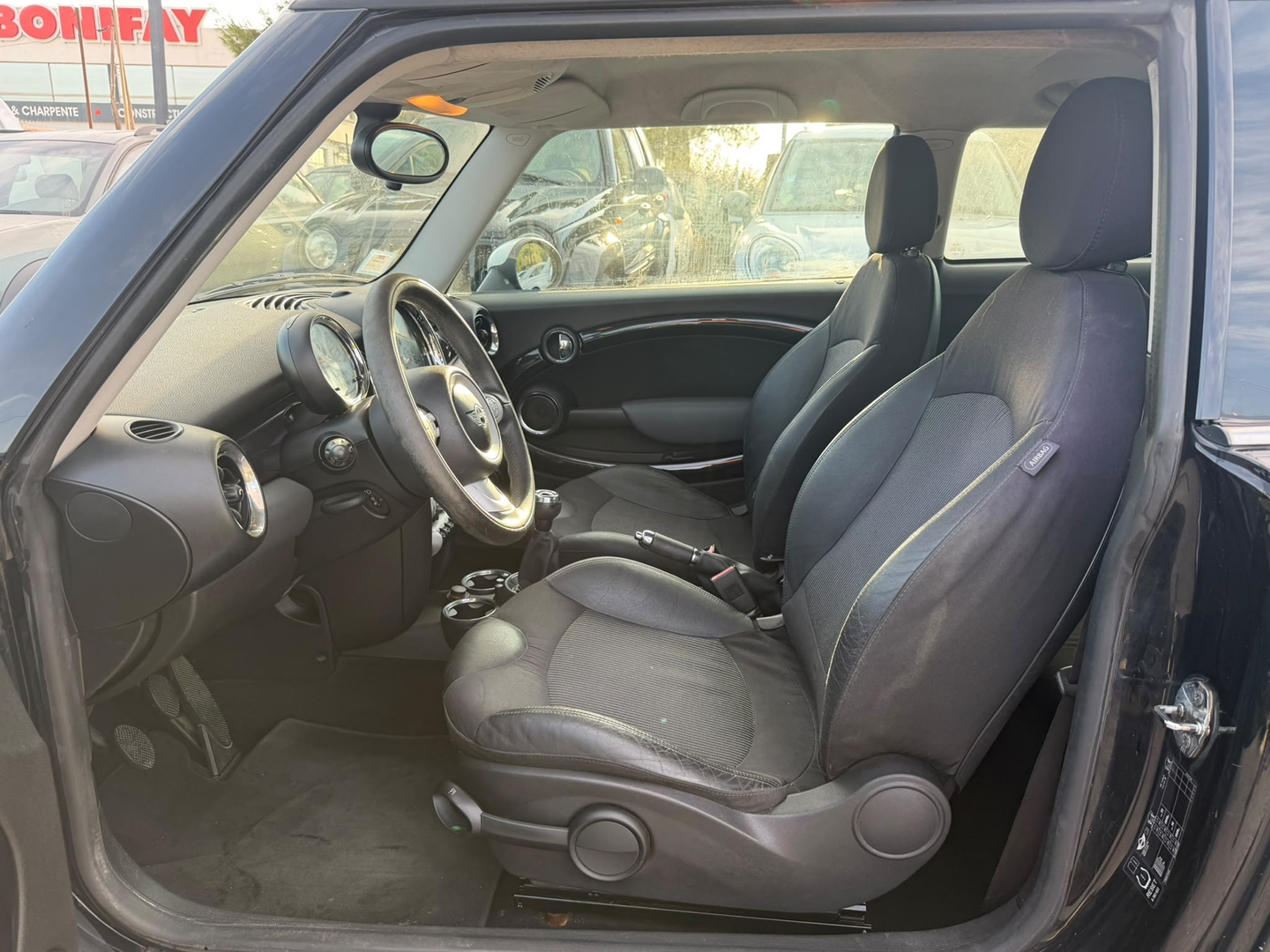 MINI