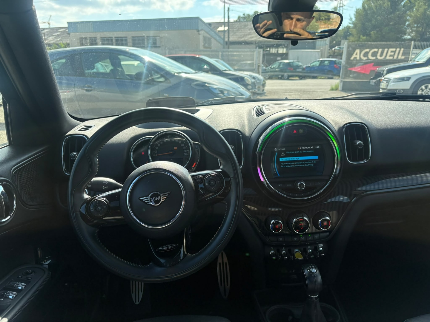 COUNTRYMAN