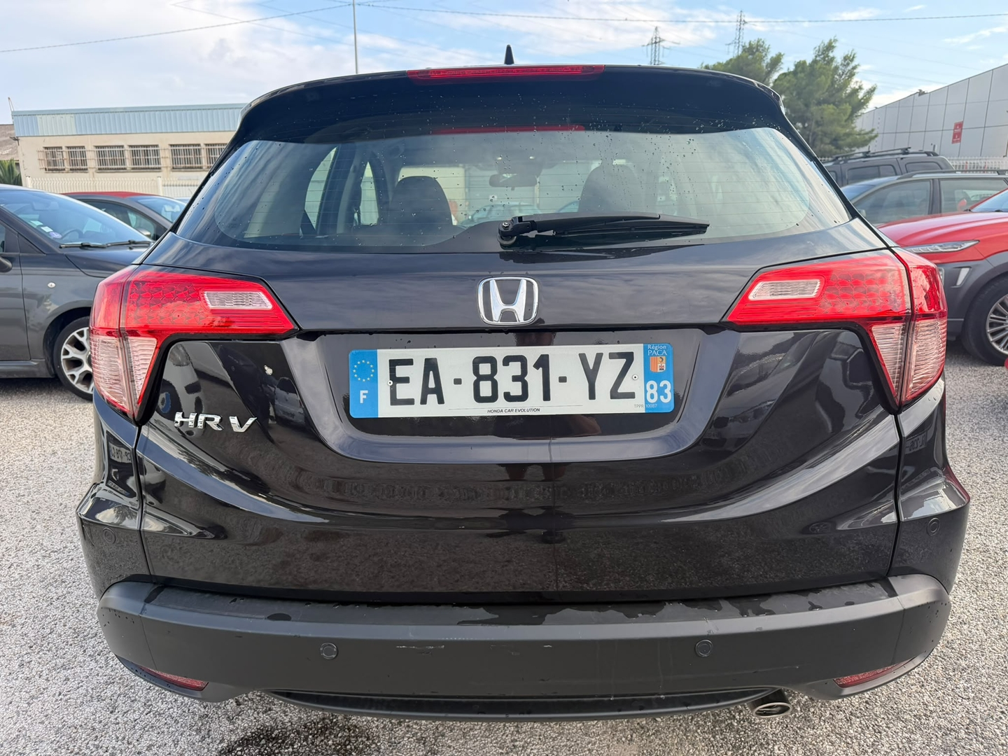 HR-V