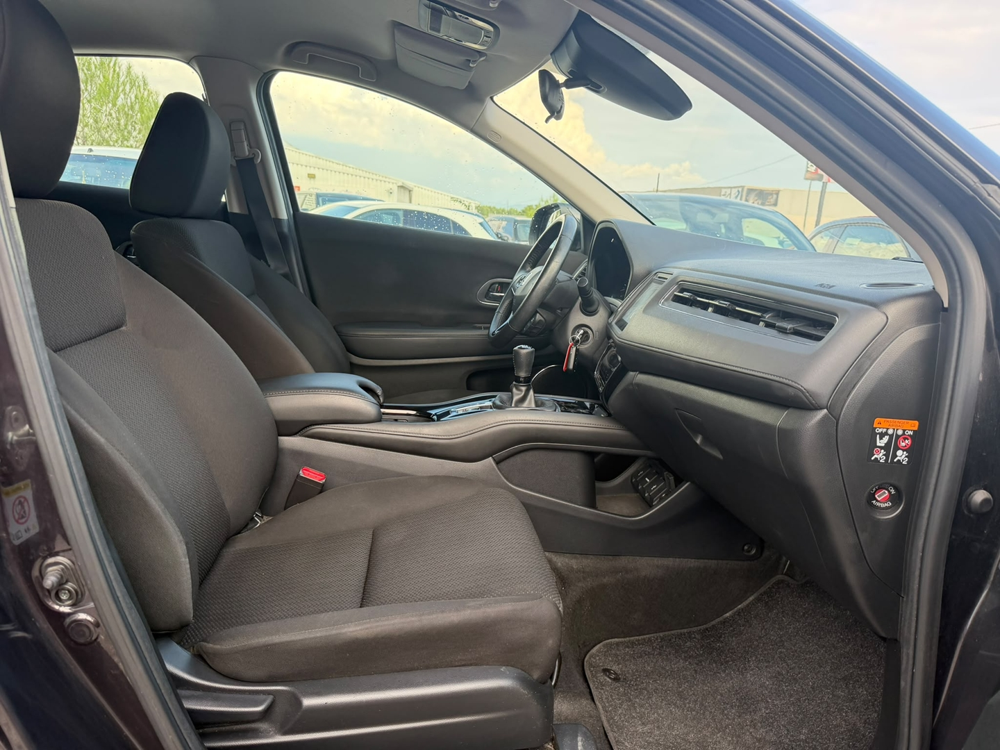 HR-V
