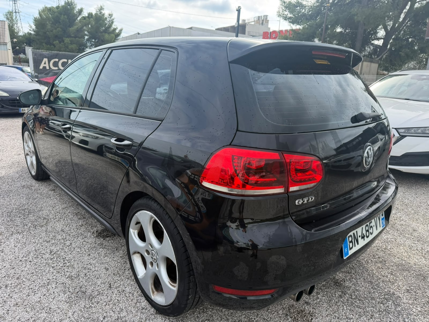 GOLF VI