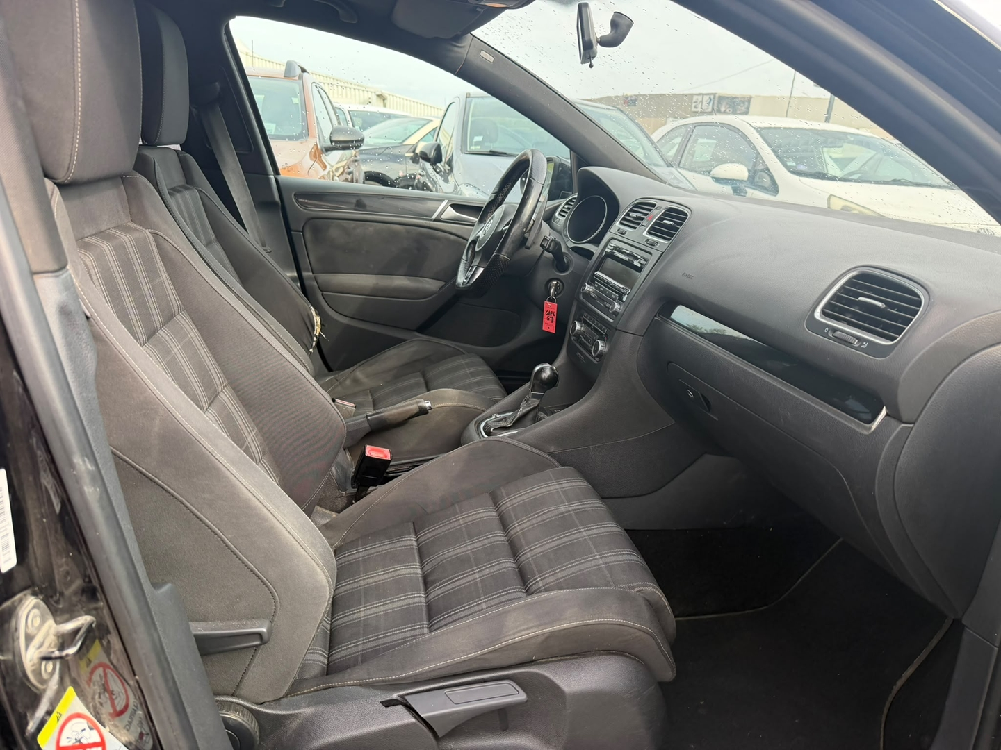 GOLF VI