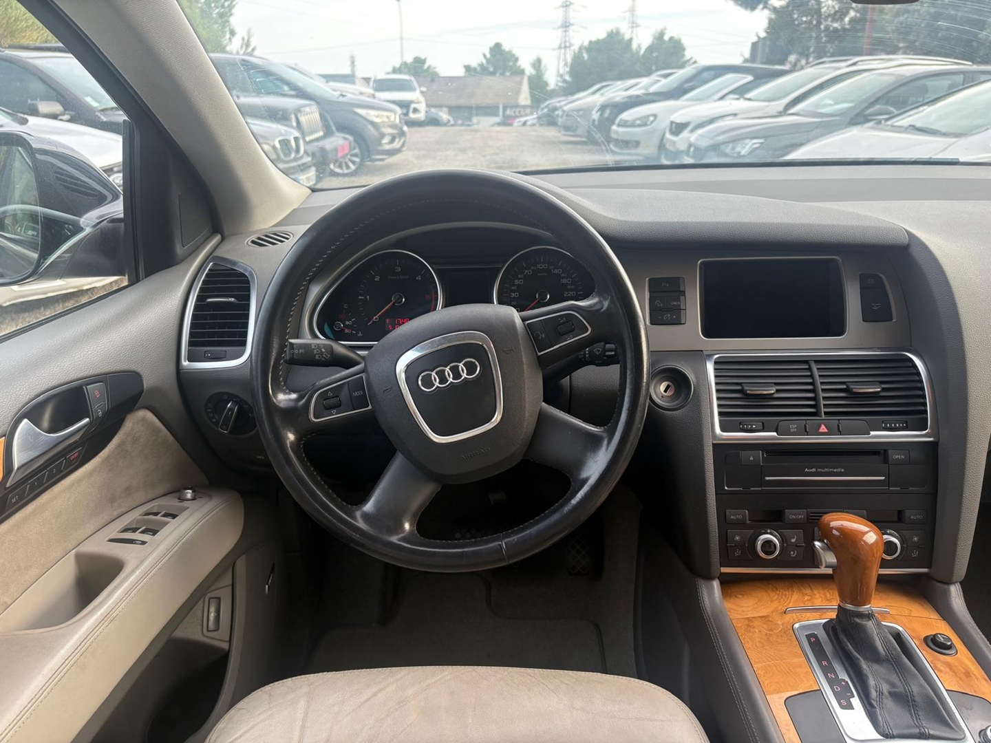 Q7