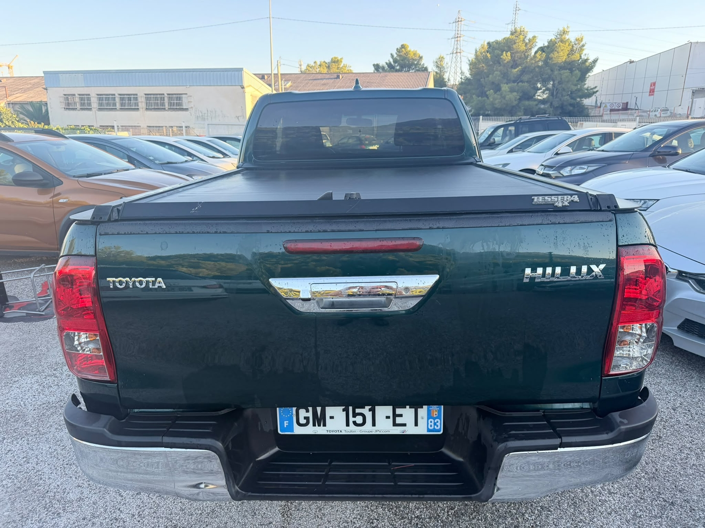 HILUX
