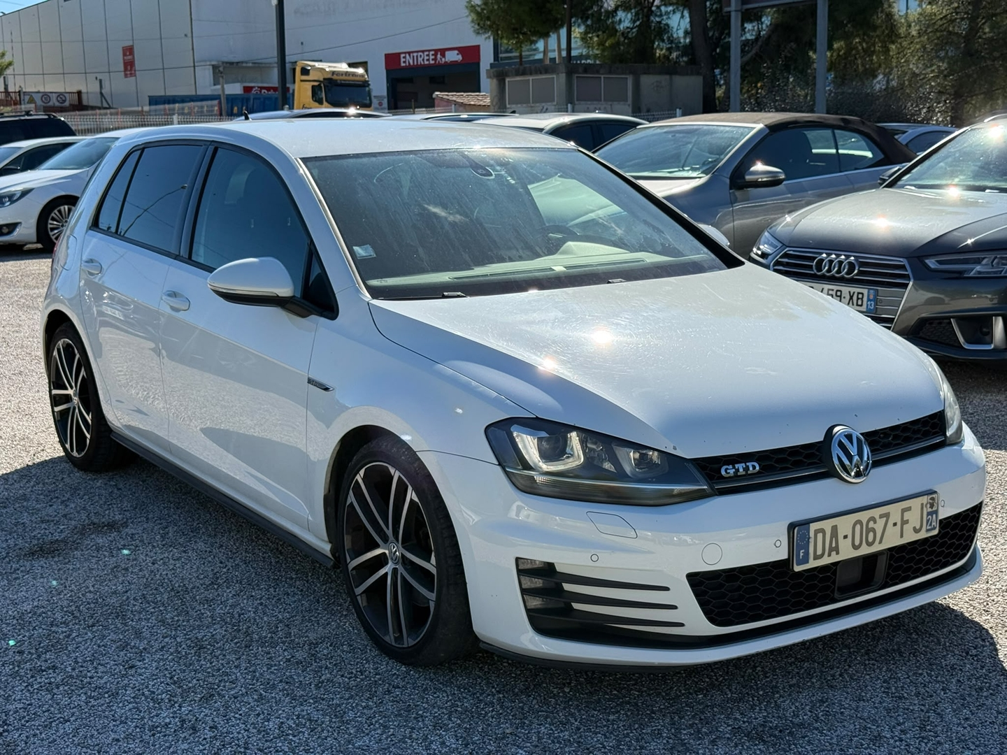 GOLF VII