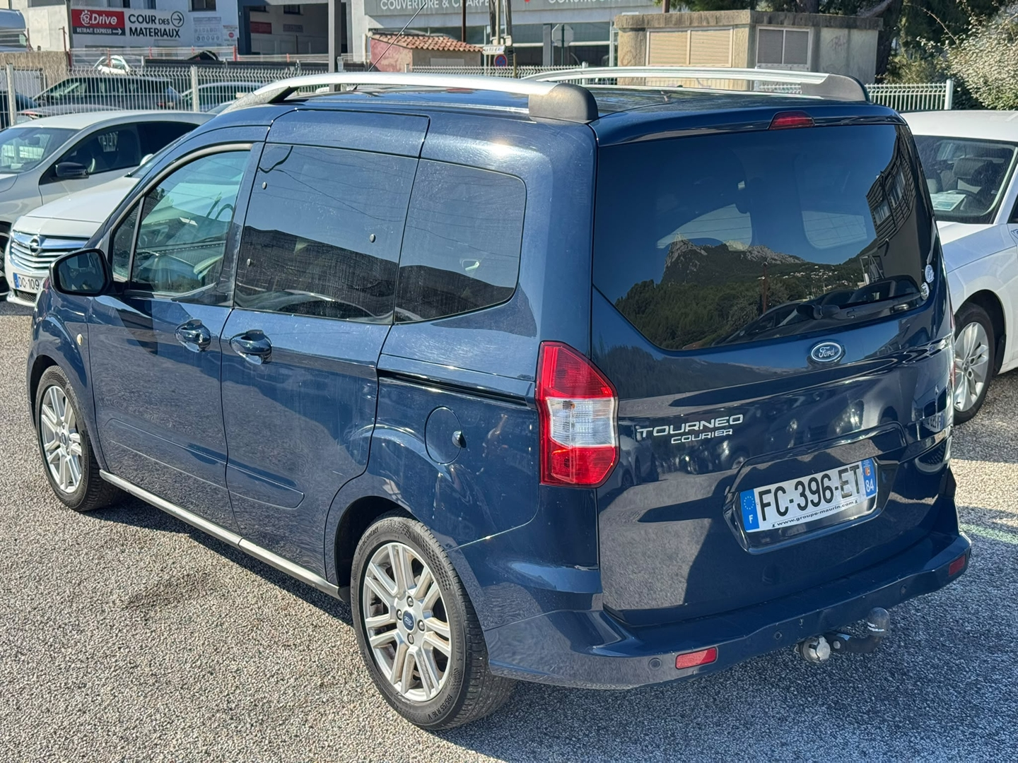 TRANSIT COURIER