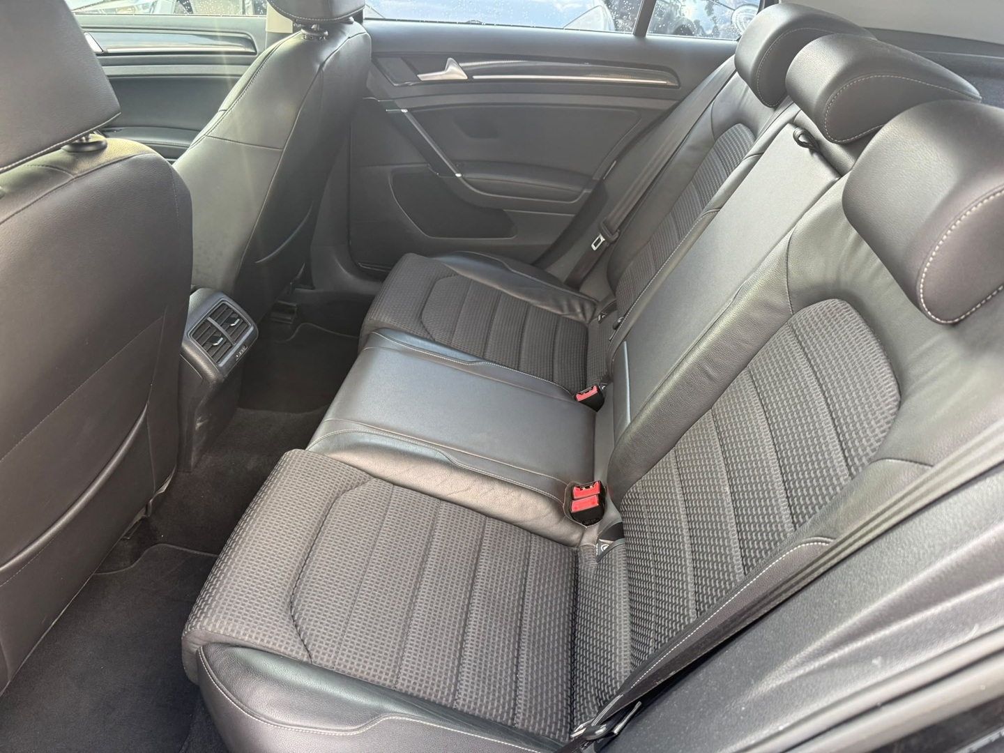GOLF VII