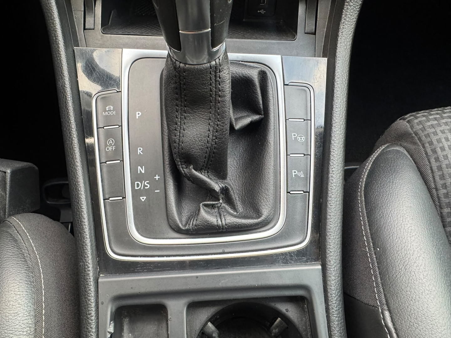 GOLF VII